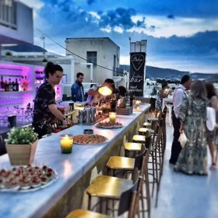 Livadia Seaside 8 Páros